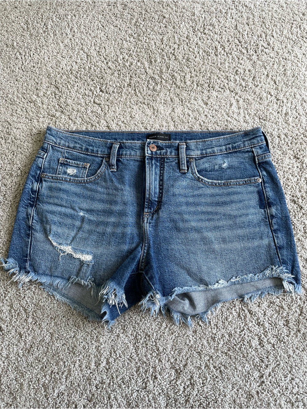 Silver Jeans Co Not Your Boyfriends Shorts Women’s Size 29